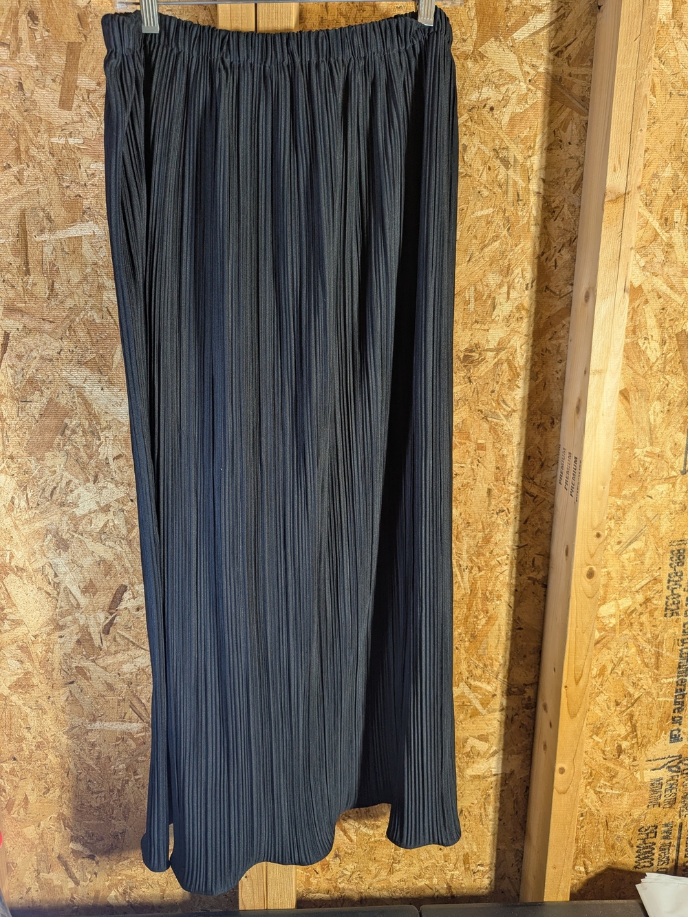 Pleated Maxi Skirt in Black